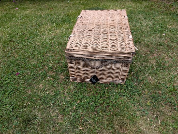 Wicker basket