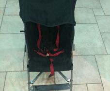 Travel pushchair