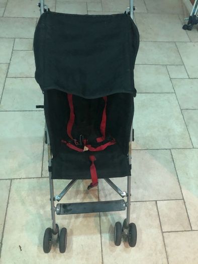 Travel pushchair
