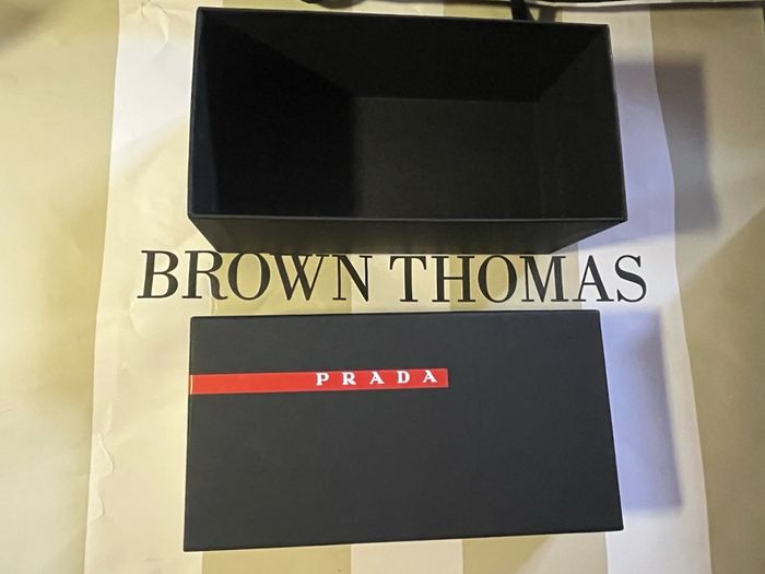Prada Sunglasses Genuine box