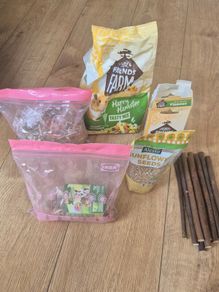 Free hamster food