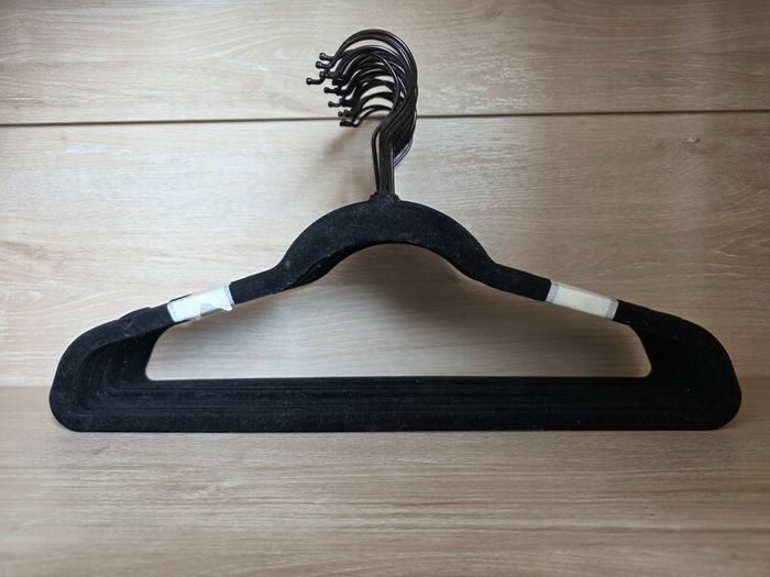 Space Saving Velvet Hangers