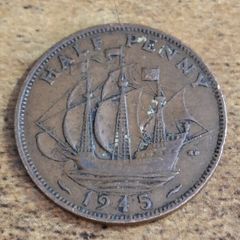 Great Britain UK 1945 Half Penny George VI Coin - free standard postage