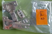 Cupboard door hinges