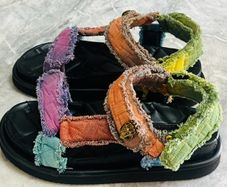 womens sandals