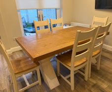 Tablet & six chairs