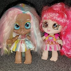 Kindi dolls