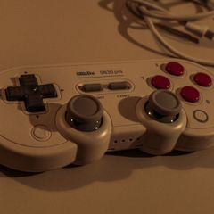 8bitDo SN30 Pro PC wireless controller