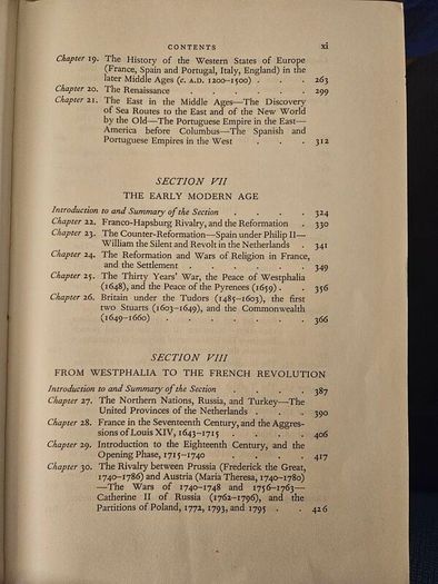 World History.  By J.c. Revill. First Edition 1953. 670 Page Hardback In Good Condition.  See Photos For Same.
