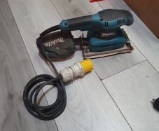 makita sander 110v