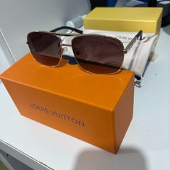 Gold lv Louis Vuitton glasses/sunglasses
