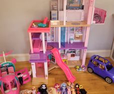 Barbie dreamhouse bundle