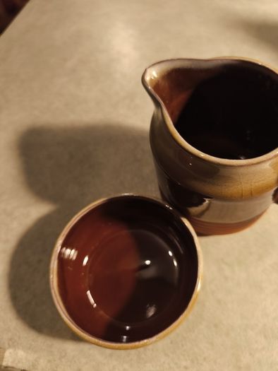 Millk Jug And Small Sauger Bowl By Retos Ltd R Shannon Made In Ireland