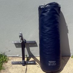 Outshock Heavy Bag