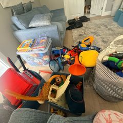 toys