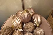 10 luxury christmas baubles