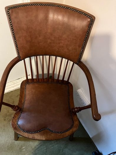 antique Windsor Dining chair