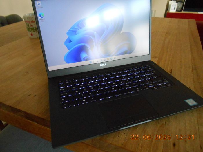 Intel i7 16GB Ram Dell Latitude 7300 Laptop Professional Business Laptop Carbon Fiber Model