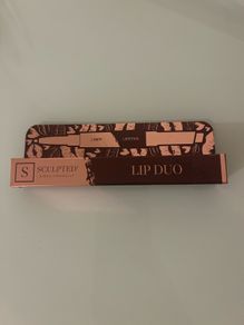 sculpted by - lip duo