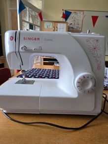 Singer Starlet sewing machine