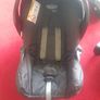 Baby car seat, car seat base and pushchair set Image 5
