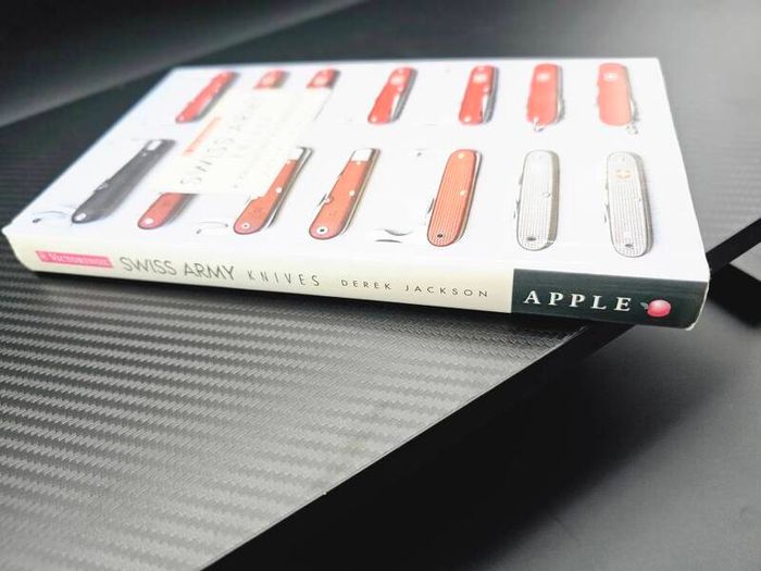 Swiss Army Knives A Collector's Companion by Derek Jackson