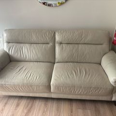 3 seater Leather couch
