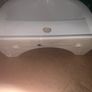 Bathroom sinks x 2 Image 3