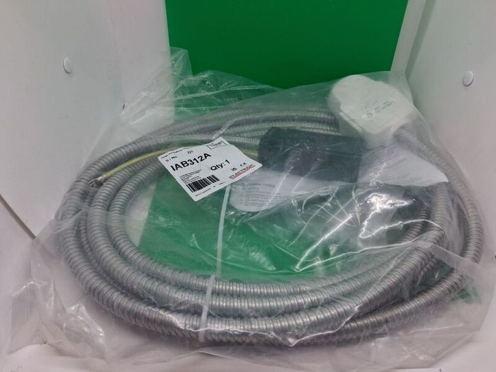 Postage - Electrak IAB312A 32Amp Feed Module 5mtr