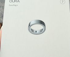 Oura Ring 4 Silver Size 7  Brand New