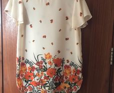 Ladies top size 6