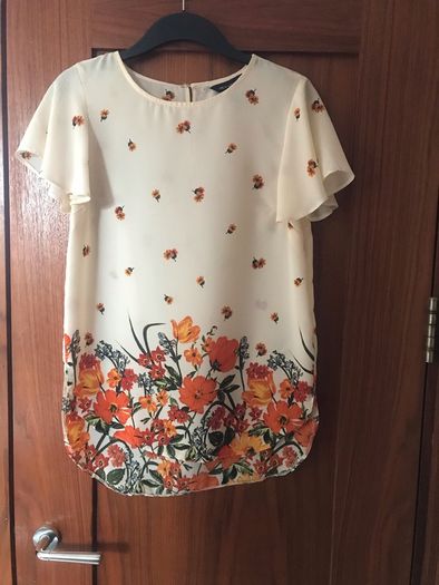Ladies top size 6