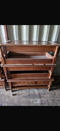 free pub hotel furniture