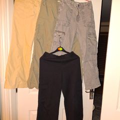 Girls cargo trousers, size 10-11 yo