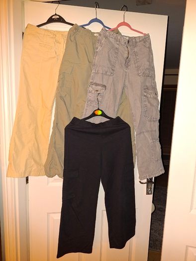 Girls cargo trousers, size 10-11 yo
