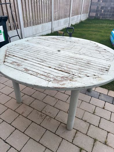 Large round garden table