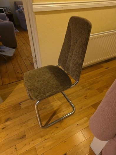 Set of 3 dining chairs