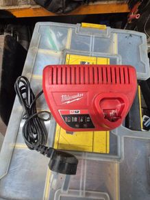Milwaukee 12volt charger, never used