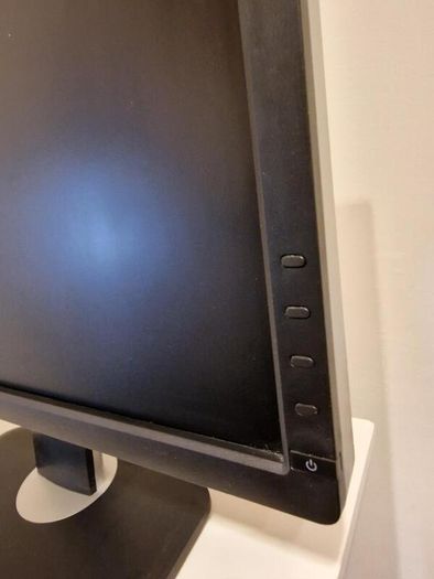Dell UltraSharp U2412m 24" IPS LED Monitor