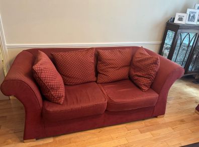 two couches in very good condition