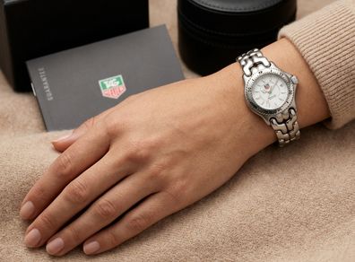 TAG Heuer Professional Ladies Watch (Full Set)