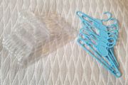 20 plastic kids hangers