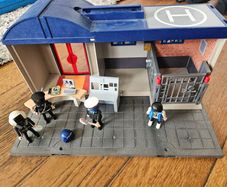 playmobil police station