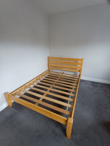 Double bed frame