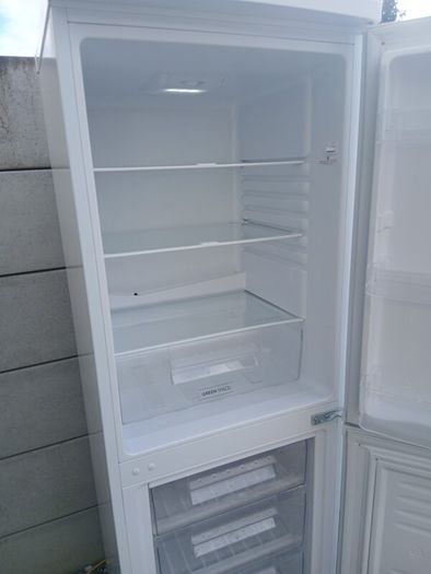hoover fridge freezer