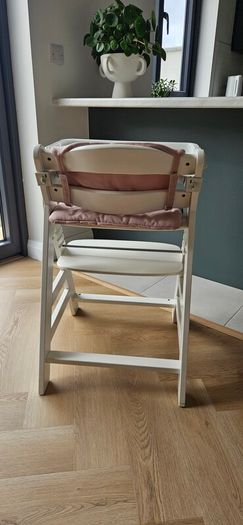 Selling Hauck Alpha Set baby highchair Great Condition!