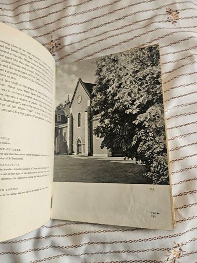 St Bernadette. A Pictorial Biography By Leonard Von Matt And Francis Trouchu. First Edition 1957. Large Volume Hardback In Fair Condition.  See Photos For Same.