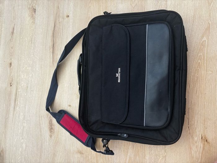 Free laptop bag