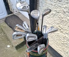 Full set of clubs suit beginner