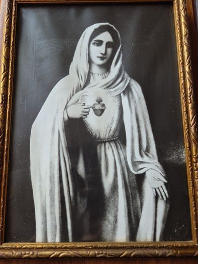 Vintage Virgin Mary Sacred Heart Picture Ornate Frame